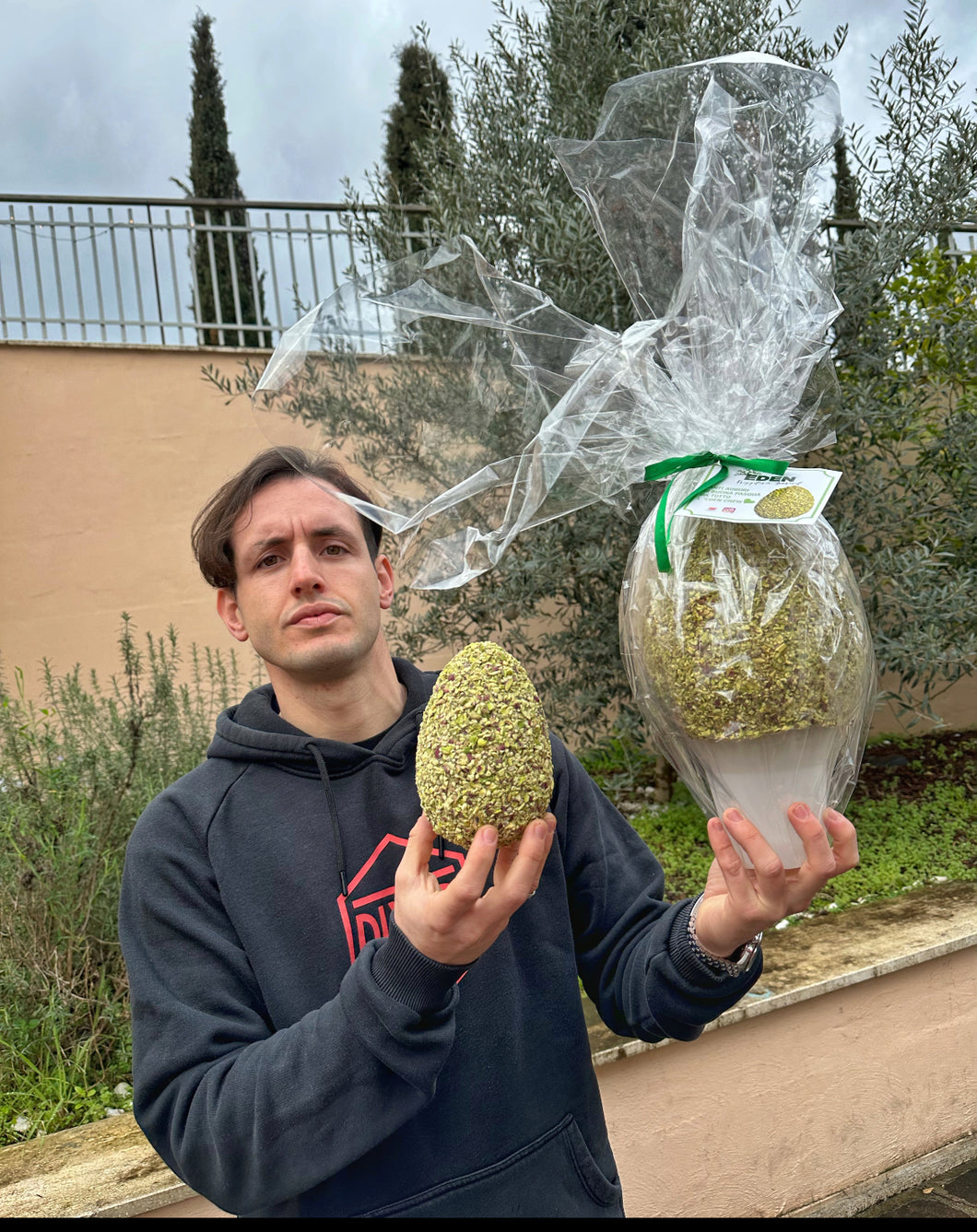 Uovo di Pasqua Al Pistacchio 300g